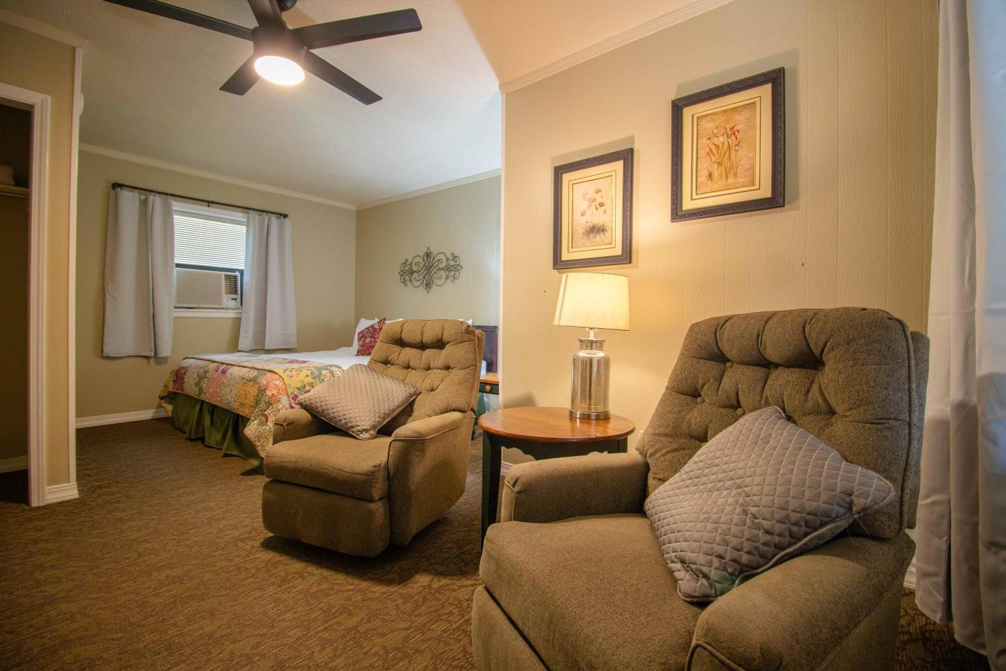 Carlton Marion Inn Yellville Номер фото
