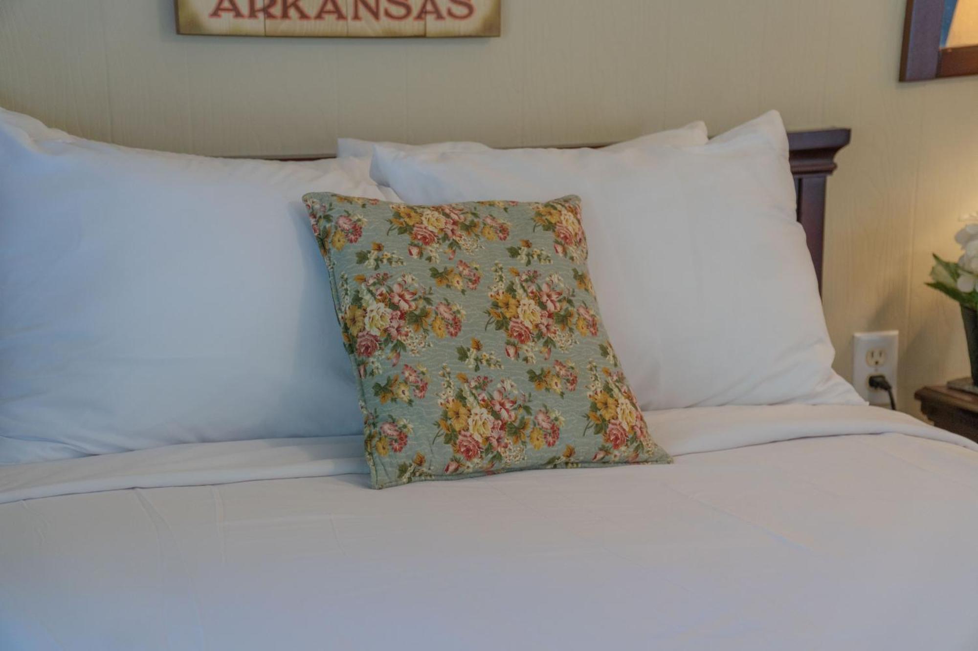 Carlton Marion Inn Yellville Номер фото